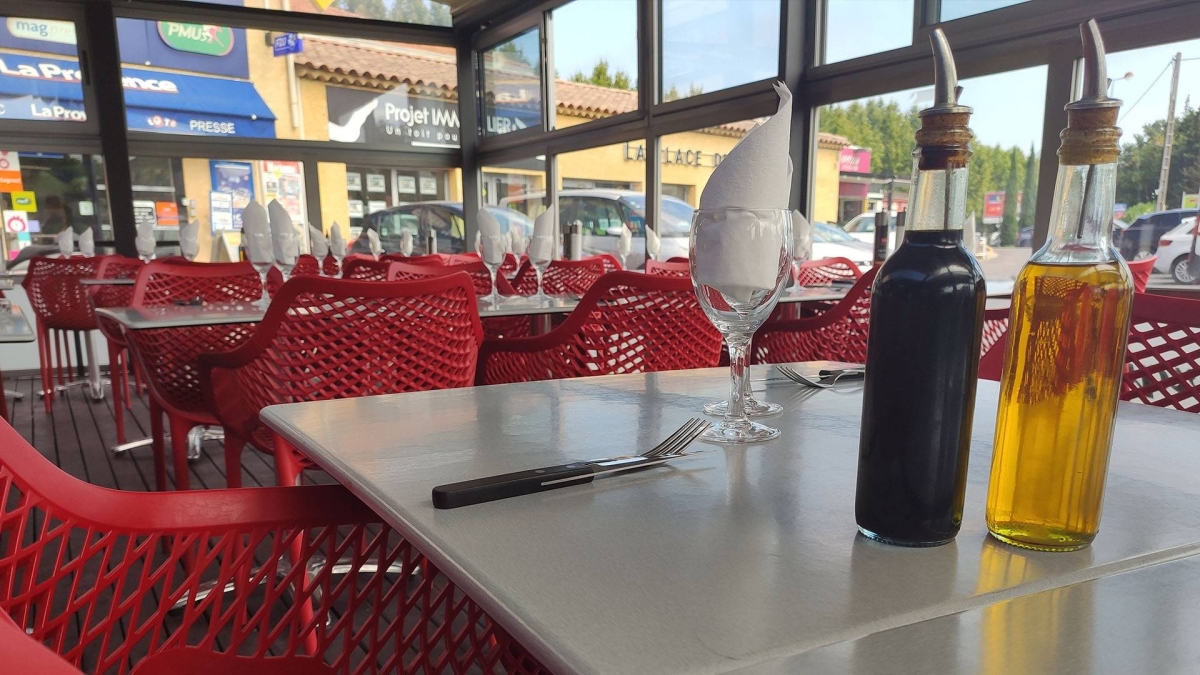 La Restaurant - La Barque - Restaurant Marignane - restaurant sympa MARIGNANE